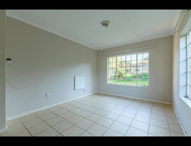 2 BEDROOM TOWNHOUSE FOR SALE IN HOWICK NORTH